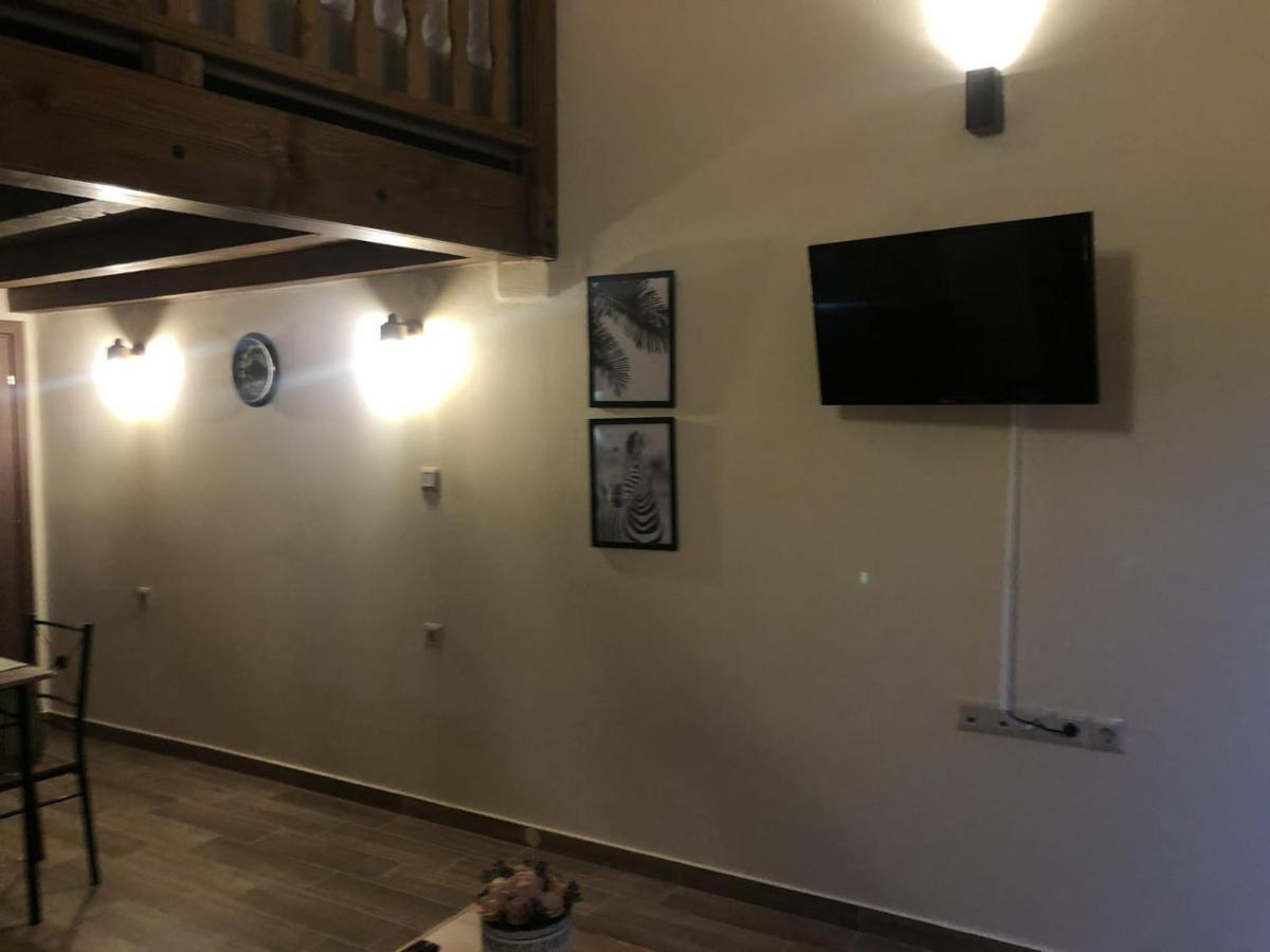 Green Olive Studios 2 Agios Mamas  Eksteriør billede
